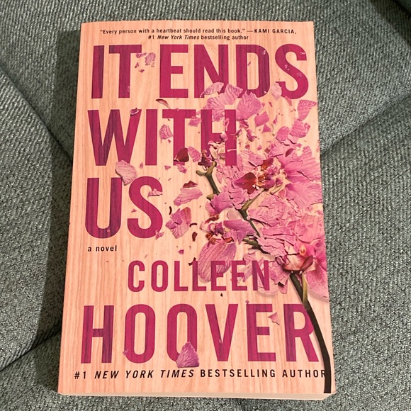 Colleen Hoover and Tessa Bailey Paperback Book Set - Picture 4 of 10